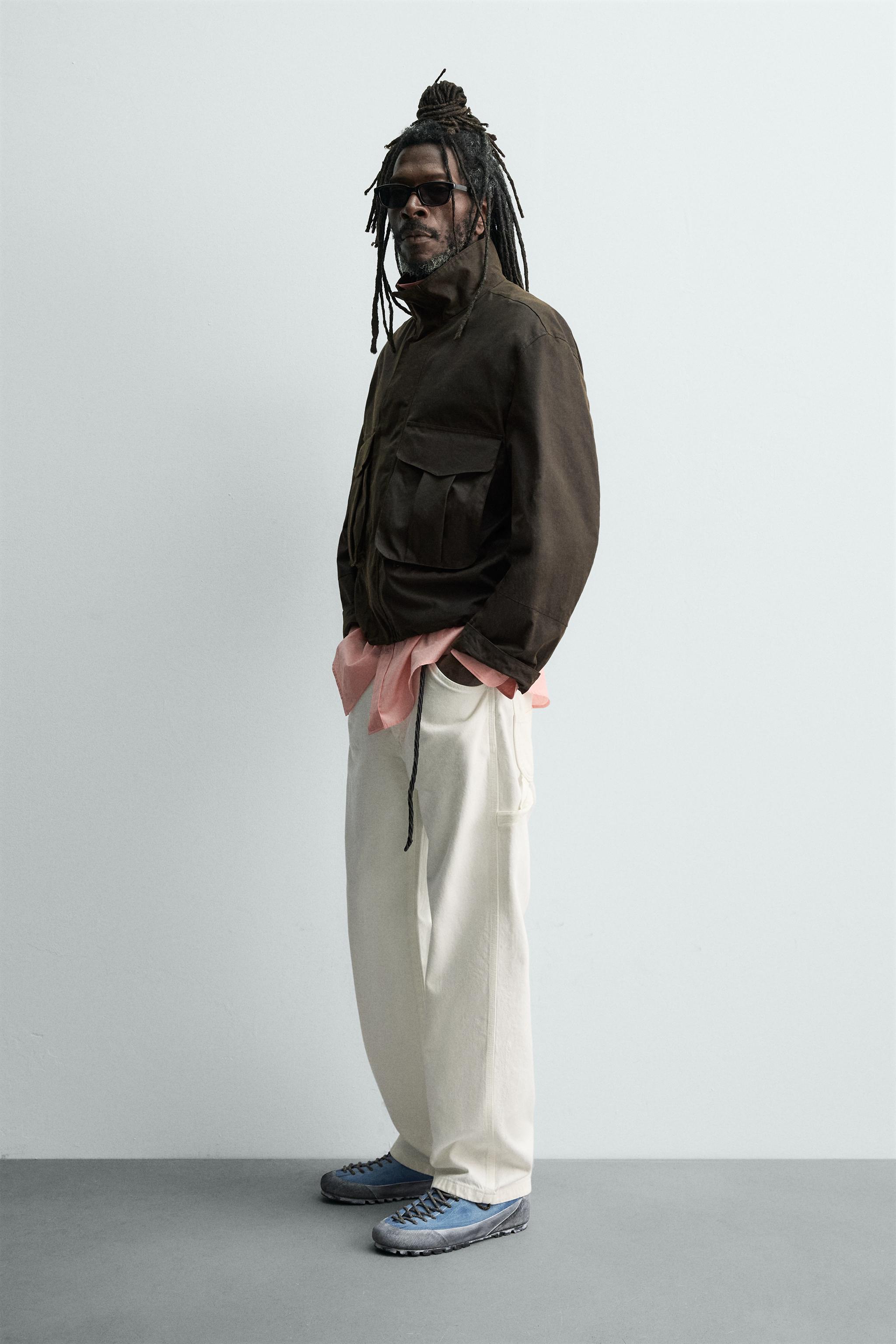 VESTE COURTE EFFET CIRÉ AARON LEVINE X ZARA